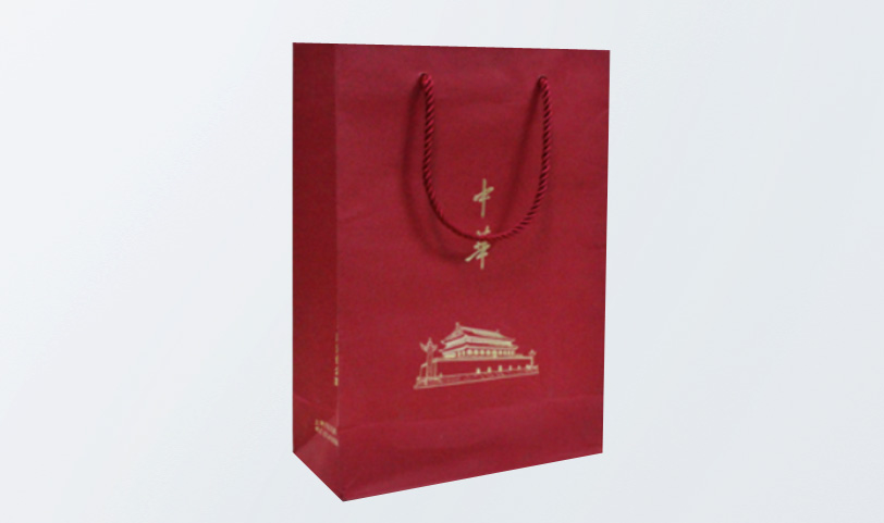 白牛皮手提袋亚洲AV蜜桃永久无码精品-紅牛皮紙袋亚洲AV蜜桃永久无码精品(圖1)
