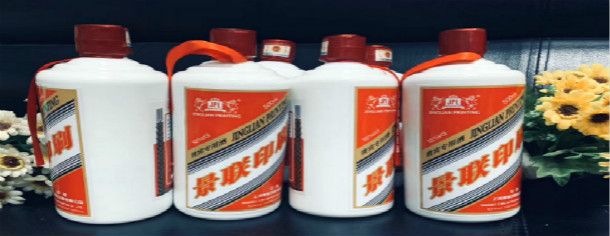 包裝盒亚洲AV蜜桃永久无码精品
